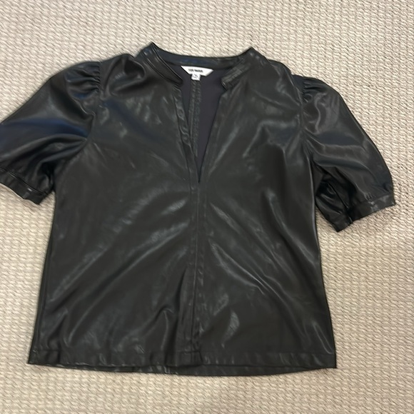 Steve Madden Faux Leather Puff Sleeve "Jane" top - XL - Picture 2 of 3